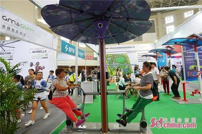 “黑科技”健身器械亮相青島全民健身周，科技賦能全民健康生活